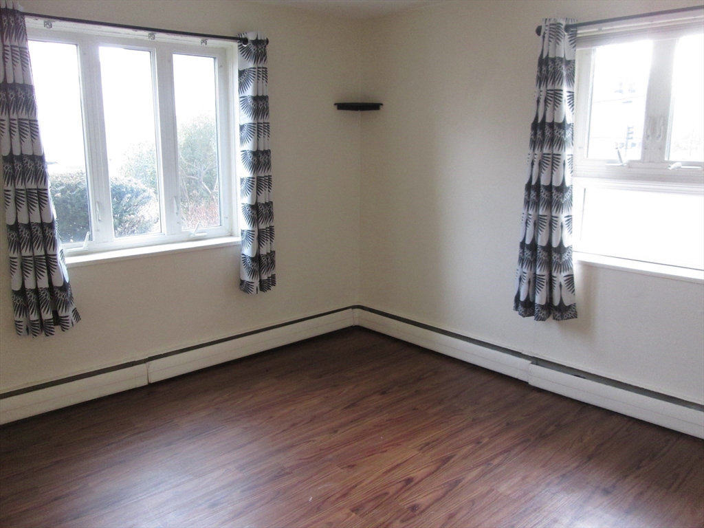 194 Lexington Street, Unit 1 Watertown, MA 02472 - Photo 15 of 19