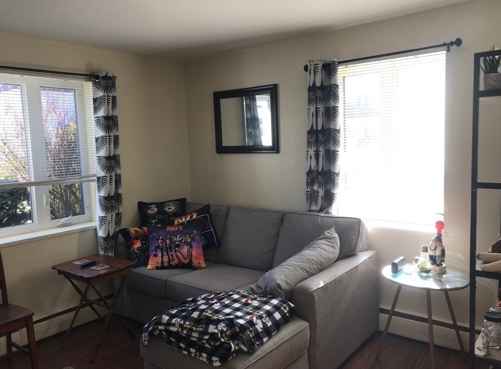 194 Lexington Street, Unit 1 Watertown, MA 02472 - Photo 8 of 19