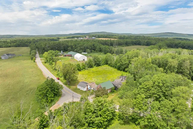 $329,999 | 1457 Upper City Road, Pittsfield, NH 03263