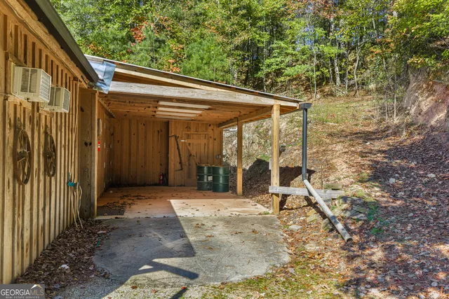 $699,000 | 1516 Fish Hatchery Road, Summerville, GA 30747