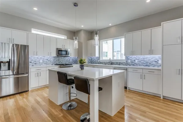 $3,500 | 1932 Landon Lane, Dallas, TX 75204