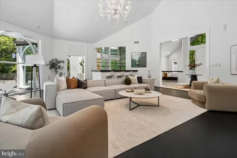 $2,500,000 | 9100 Aldershot Drive, Bethesda, MD 20817