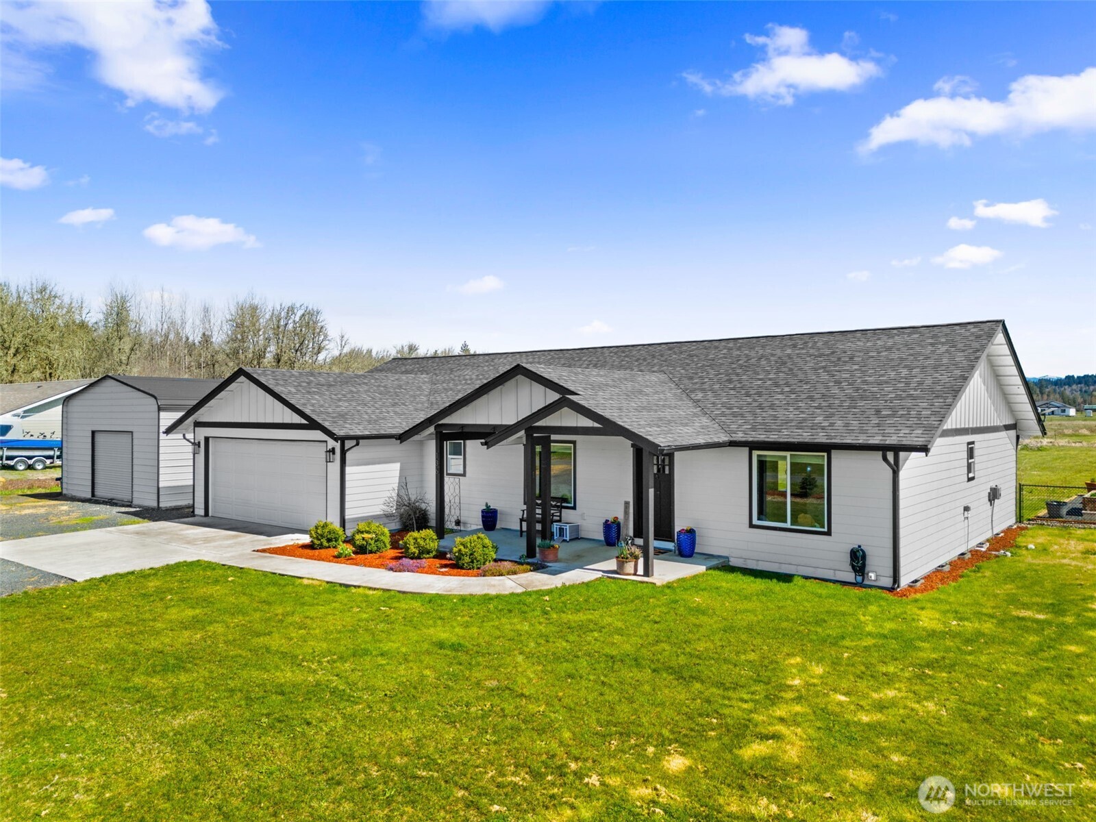 136 Faun Rae Lane Chehalis, WA 98532 - Photo 1 of 37 Gallery Image 1