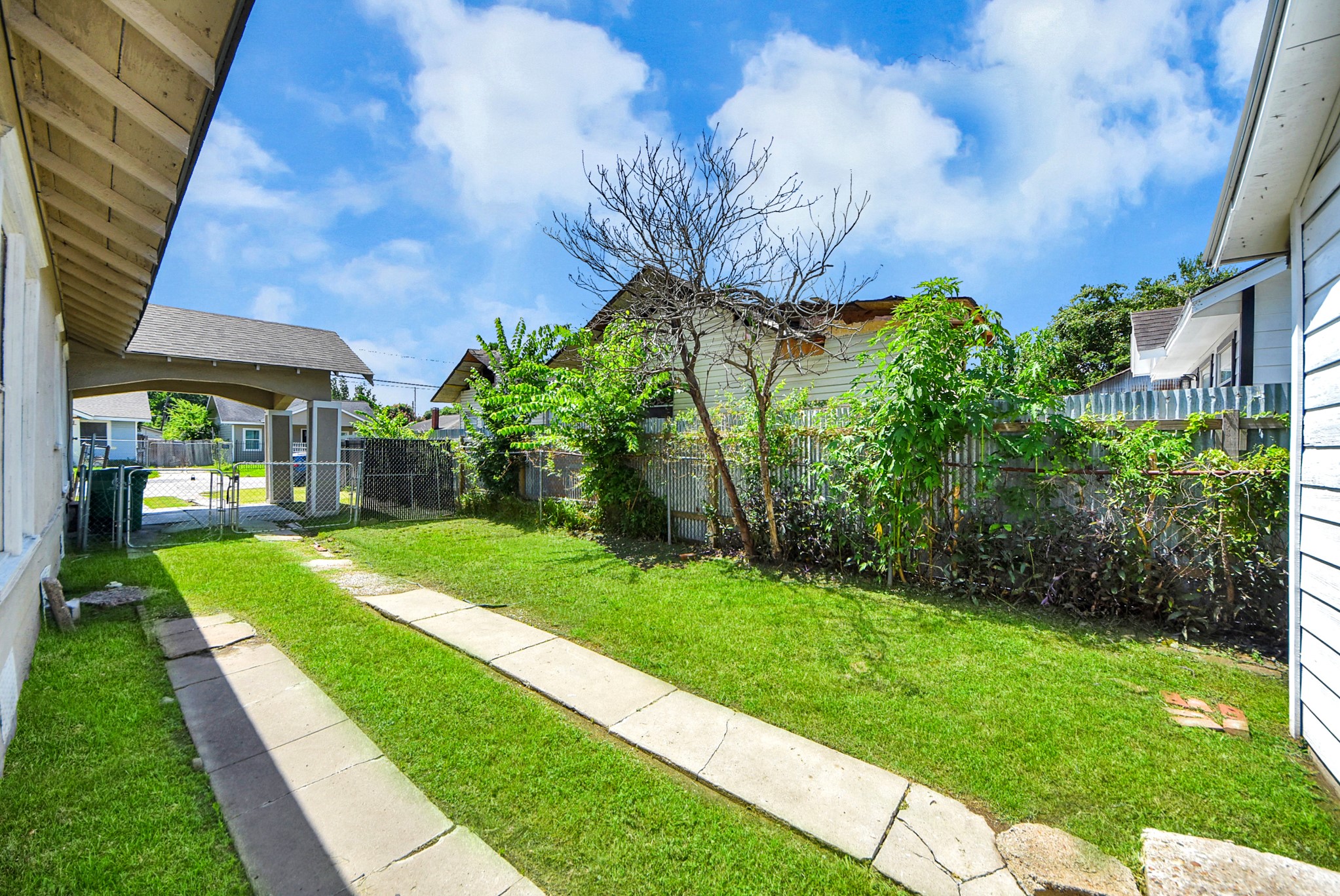 6 Jenkins Street Houston, TX 77003 - Photo 9 of 42