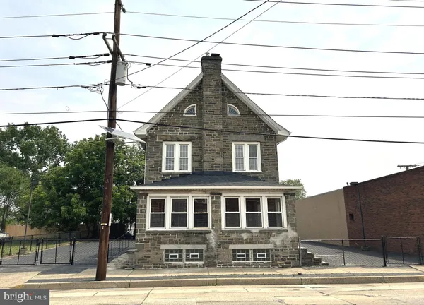 a front view of a building