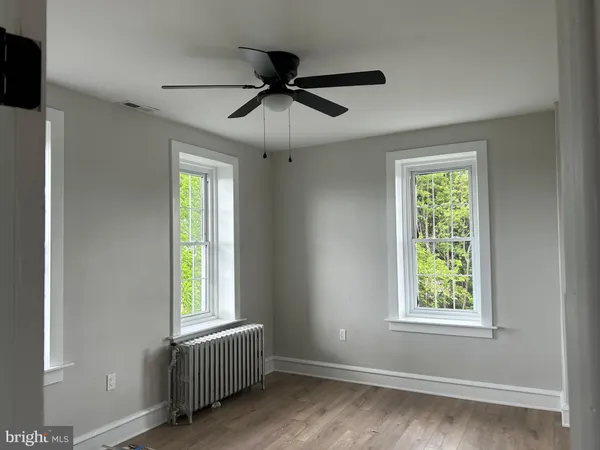 a view of a bench in roof