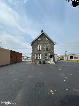 $395,000 | 825 Jersey Avenue, Gloucester City, NJ 08030