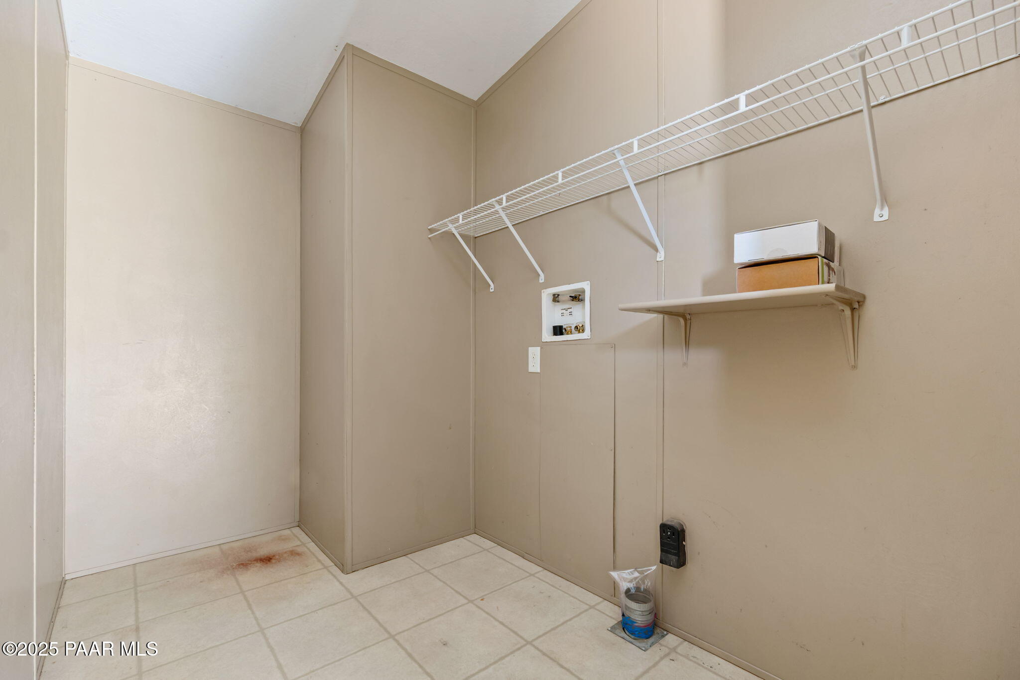 18125 East Roper Way Dewey, AZ 86327 - Photo 42 of 63 a view of an empty room