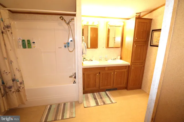 $76,500 | 6313 Nisbet Court, Slatington, PA 18080