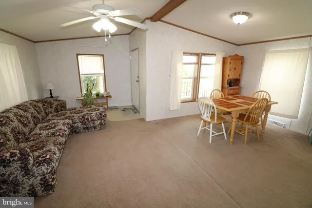 $76,500 | 6313 Nisbet Court, Slatington, PA 18080