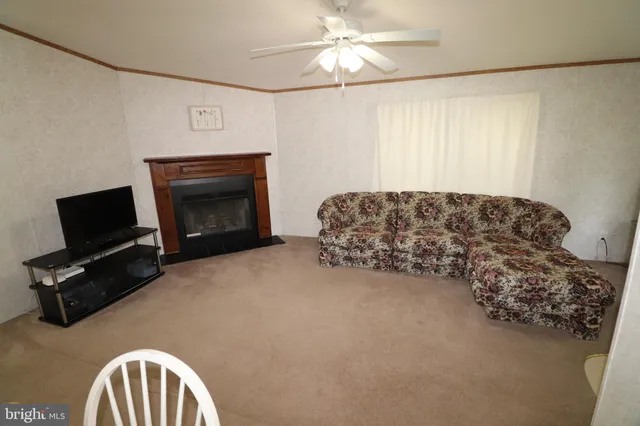 $76,500 | 6313 Nisbet Court, Slatington, PA 18080