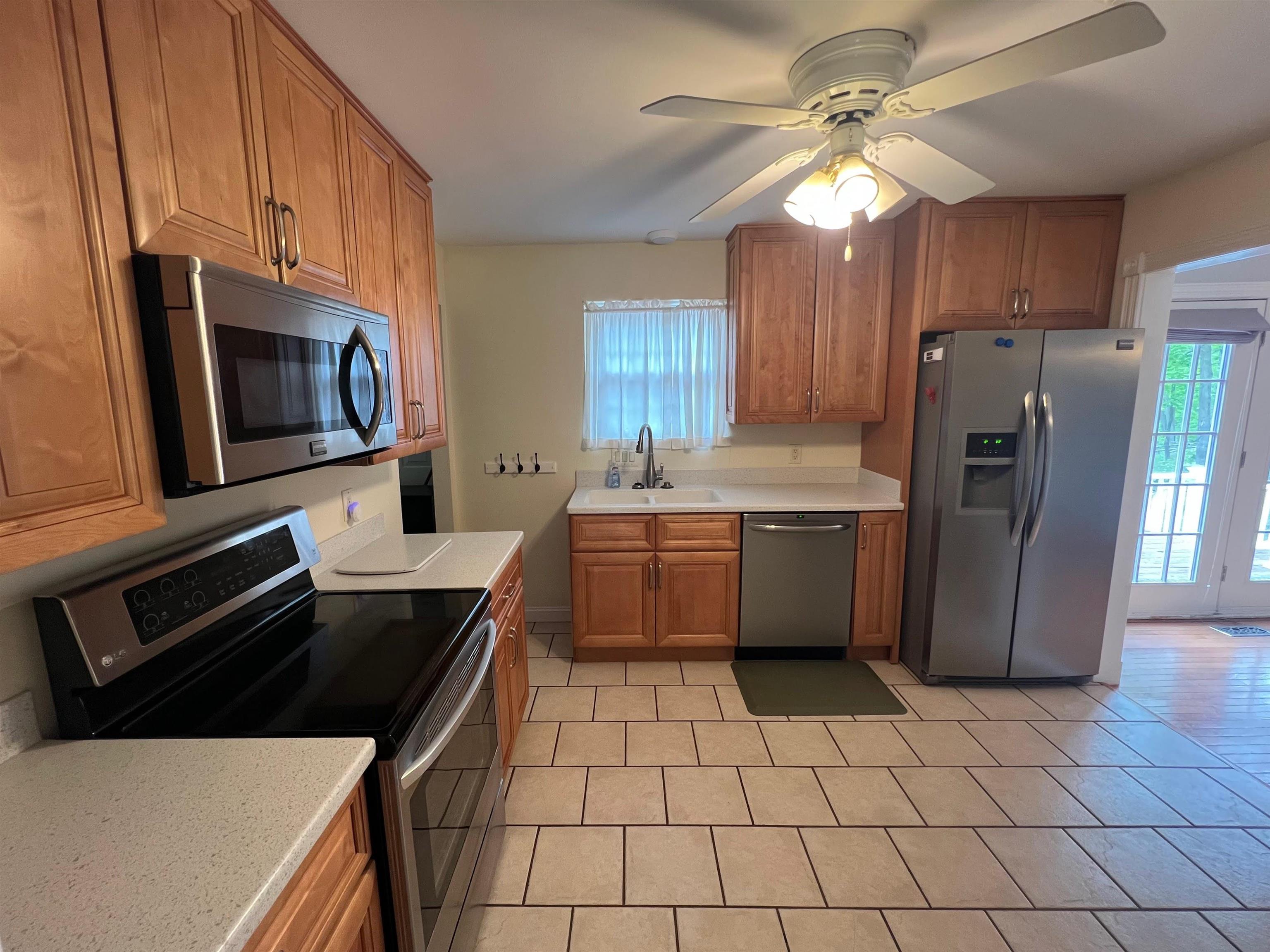 16536 Almond Road Catlettsburg, KY 41129 - Photo 8 of 33