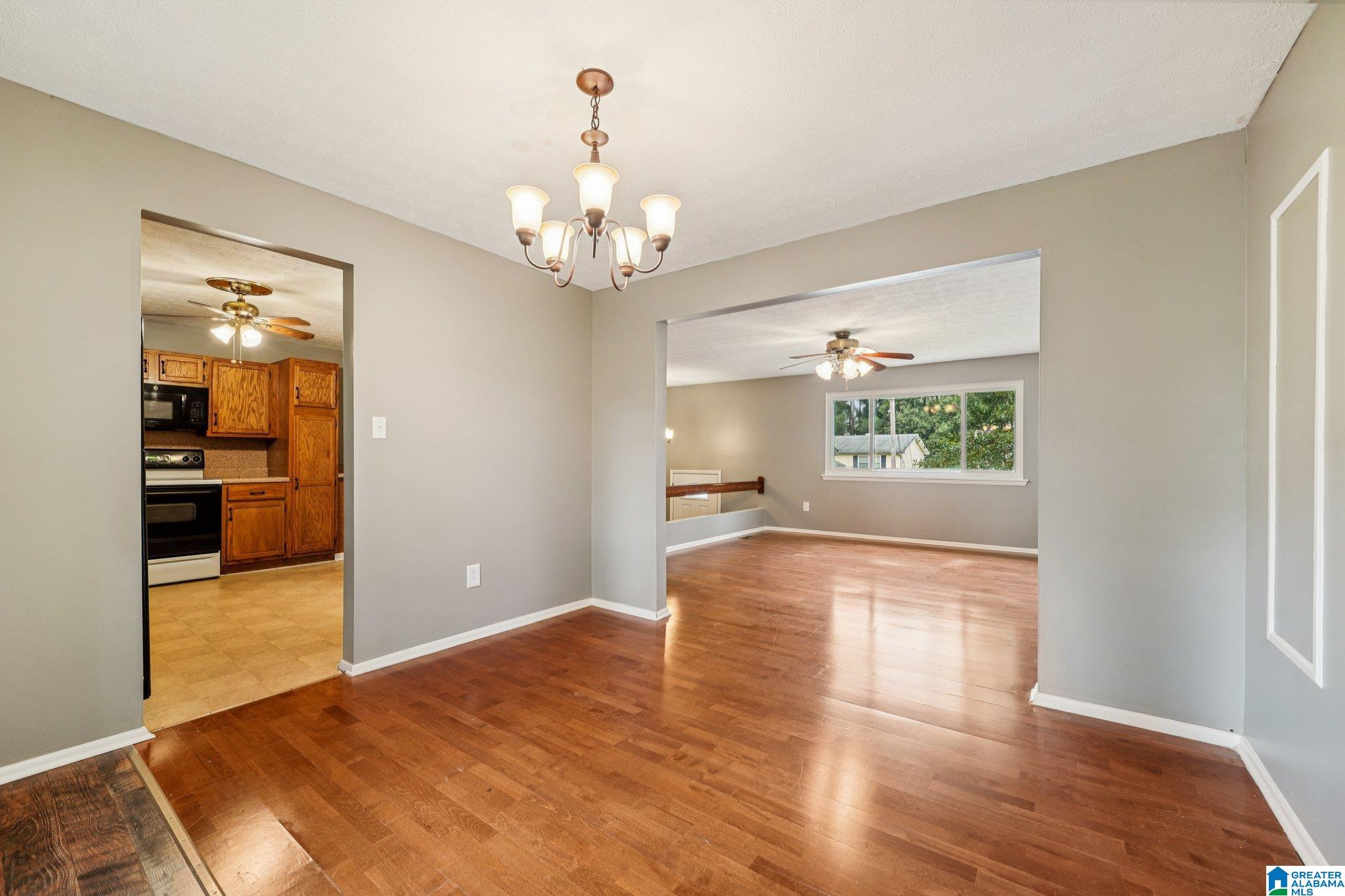 5327 Dixieland Road Birmingham, AL 35210 - Photo 9 of 37
