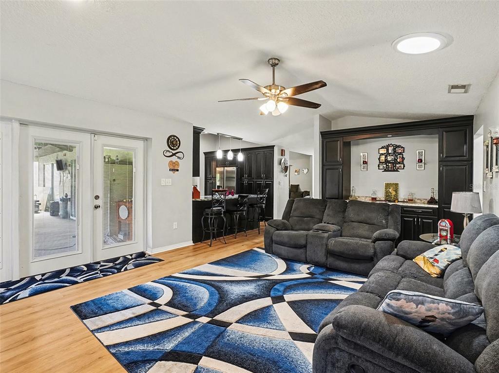 18 Weston Road Leesburg, FL 34748 - Photo 4 of 34