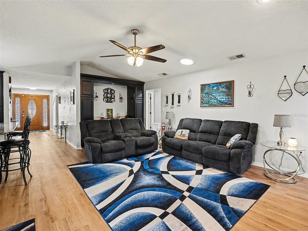 18 Weston Road Leesburg, FL 34748 - Photo 5 of 34