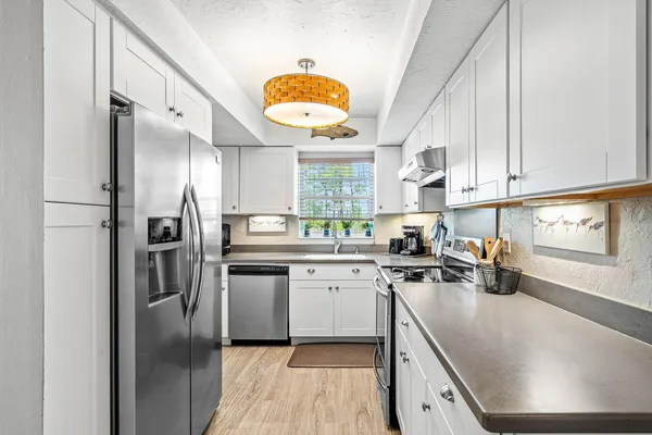 $1,900 | 18081 Southeast Country Club Drive, Unit 32313, Jupiter, FL 33469