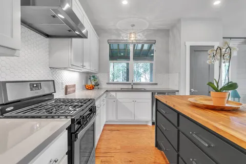 $499,900 | 402 Irma Drive, Unit B, Austin, TX 78752