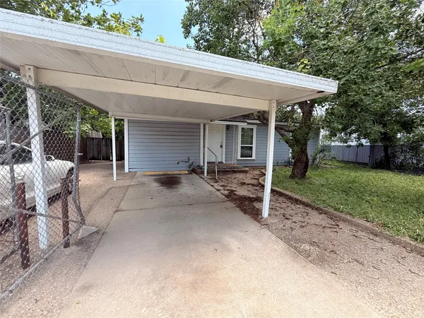 $105,500 | 3520 Bagby Avenue, Waco, TX 76711