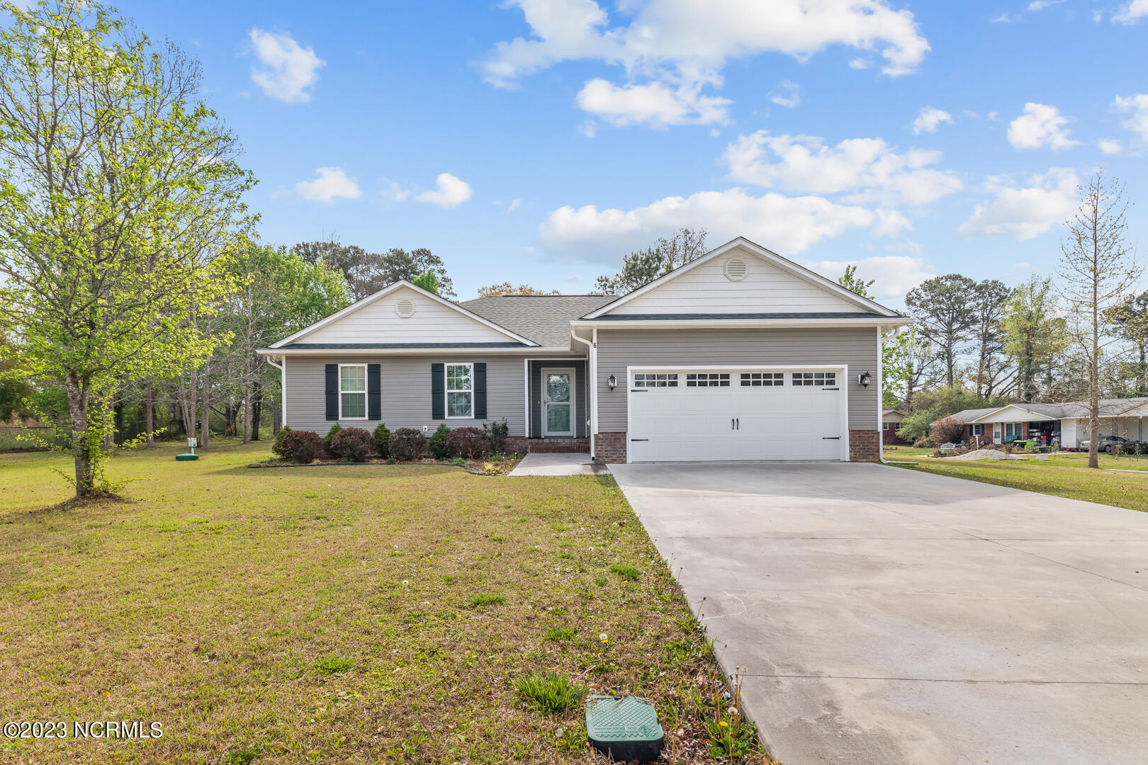 6 Victoria Road Jacksonville, NC 28546 - Photo 1 of 40 Front of Home