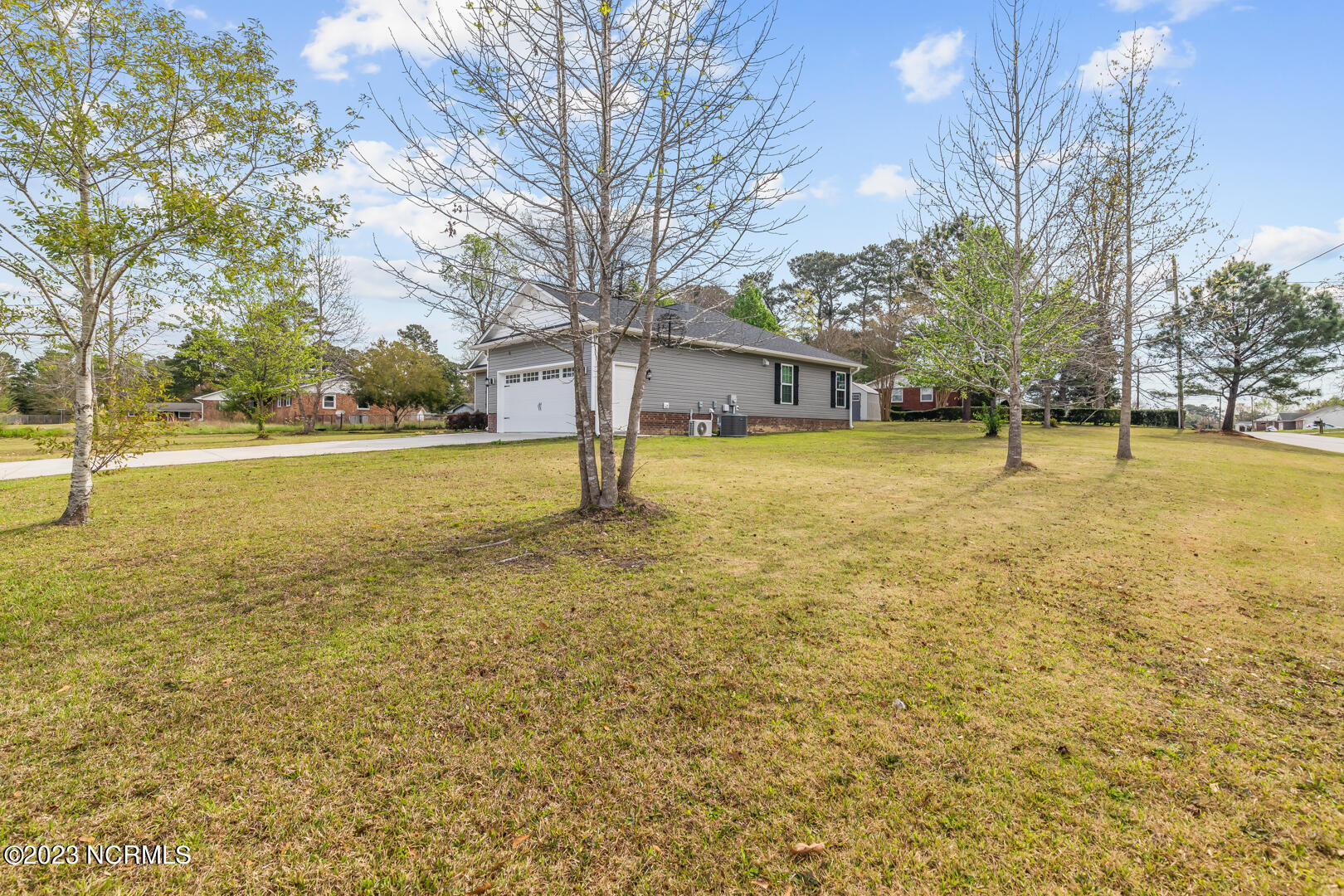 6 Victoria Road Jacksonville, NC 28546 - Photo 33 of 40 33