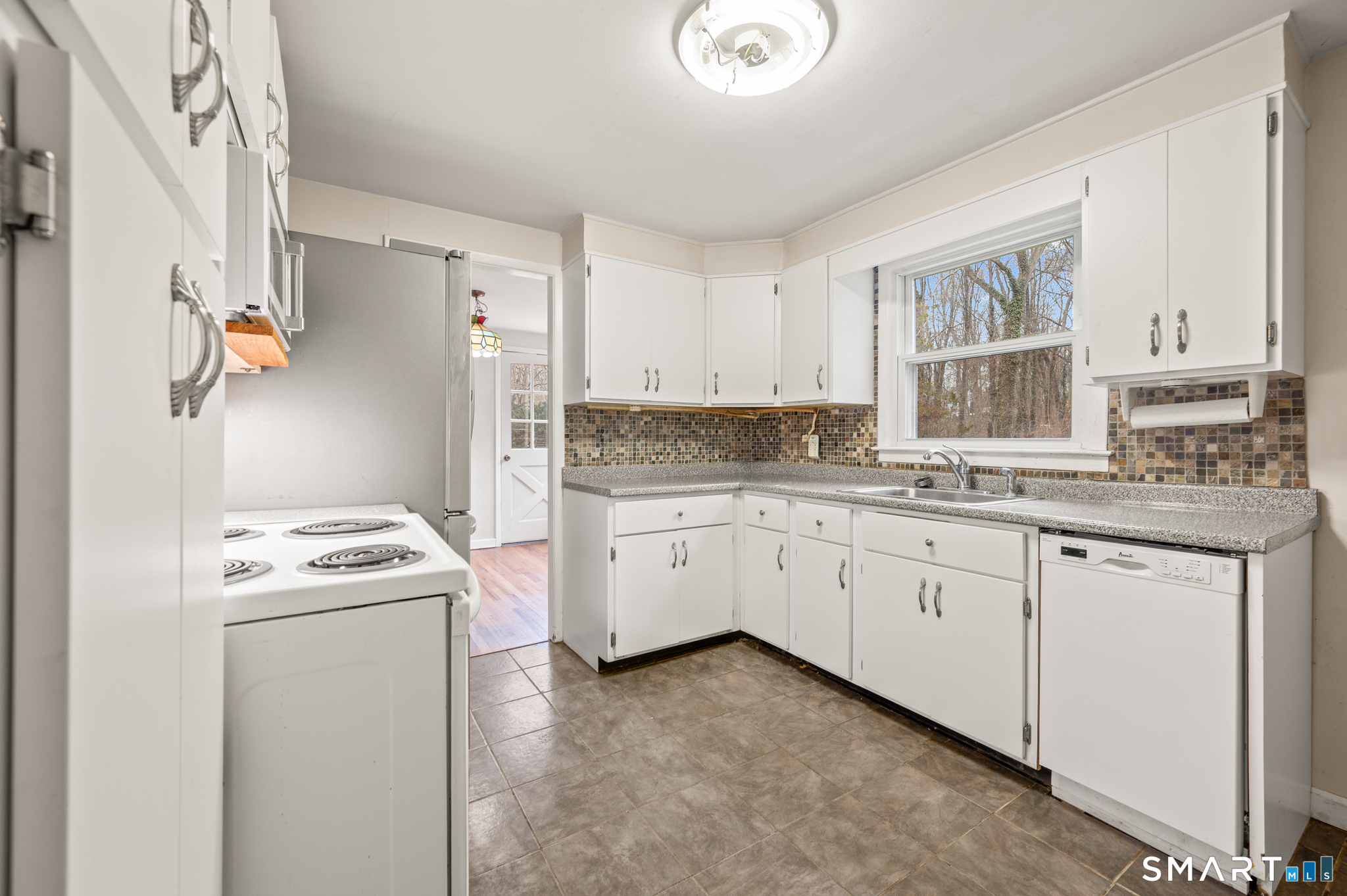 55 Forest Street Hamden, CT 06518 - Photo 19 of 32