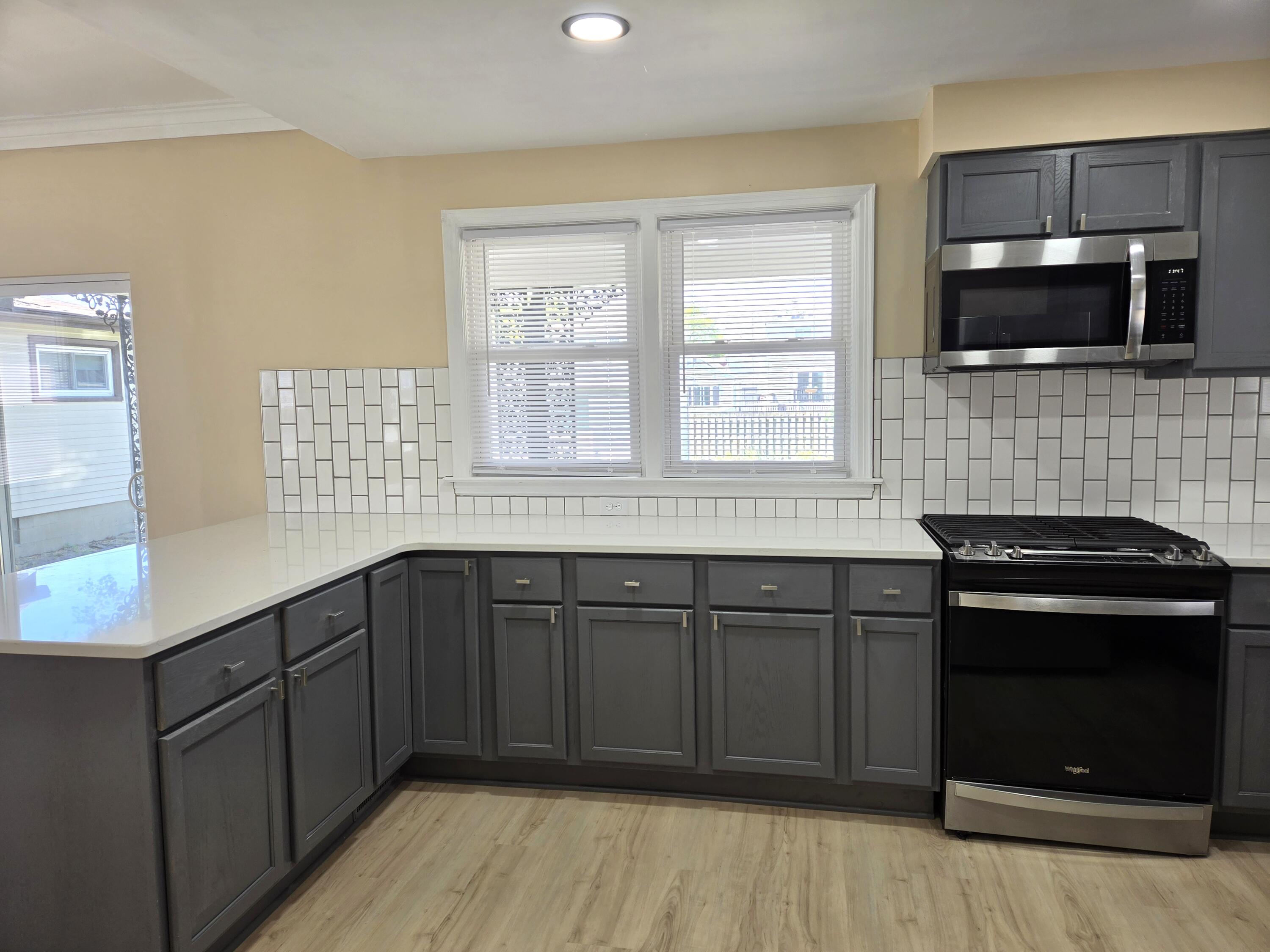 732 Arthur Avenue Racine, WI 53405 - Photo 17 of 33 Arthur