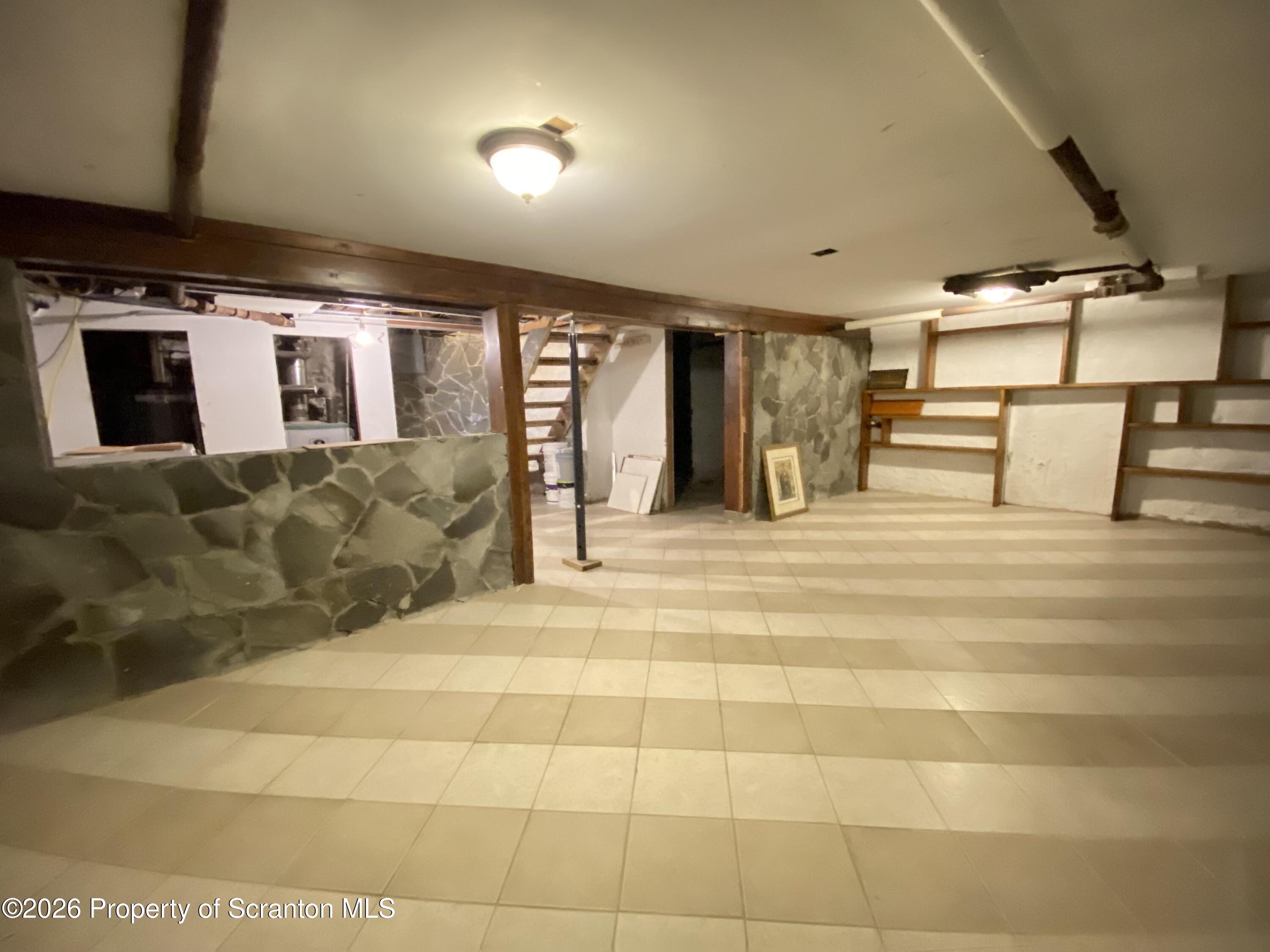 1827 Prospect Avenue Scranton, PA 18505 - Photo 39 of 48