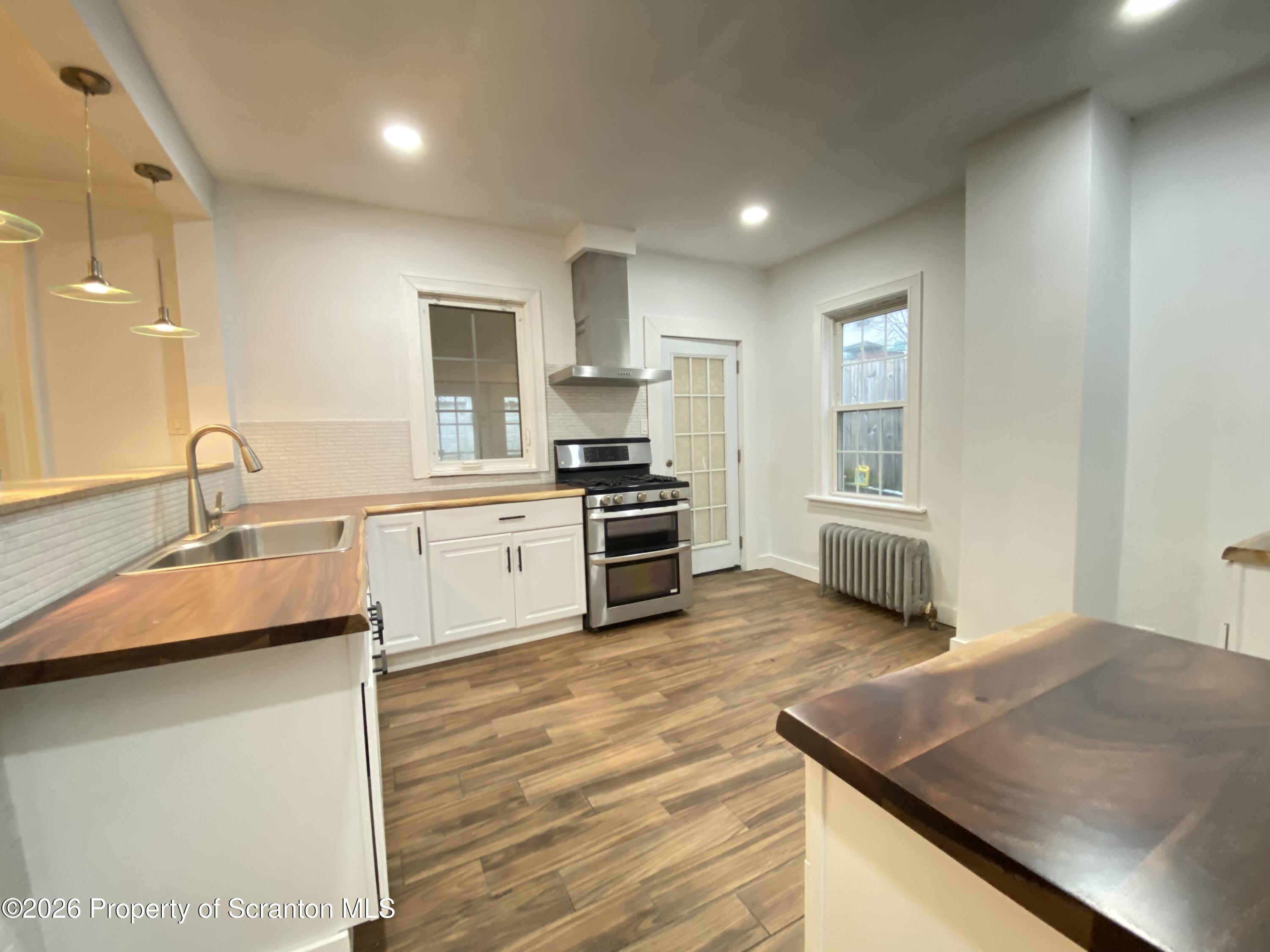 1827 Prospect Avenue Scranton, PA 18505 - Photo 9 of 48 IMG_6732