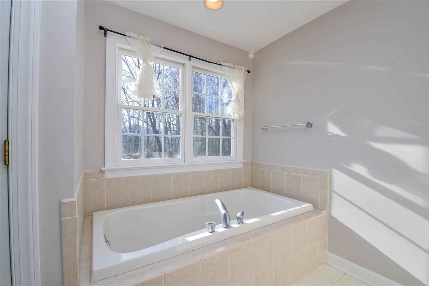 5780 Lost Mountain Road Roanoke, VA 24018 - Photo 22 of 61 17-5780 Lost Mountain-17