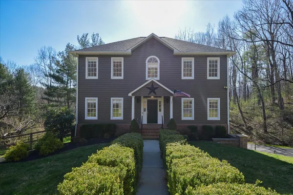 $825,000 | 5780 Lost Mountain Road, Roanoke, VA 24018