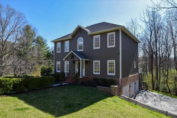 $825,000 | 5780 Lost Mountain Road, Roanoke, VA 24018