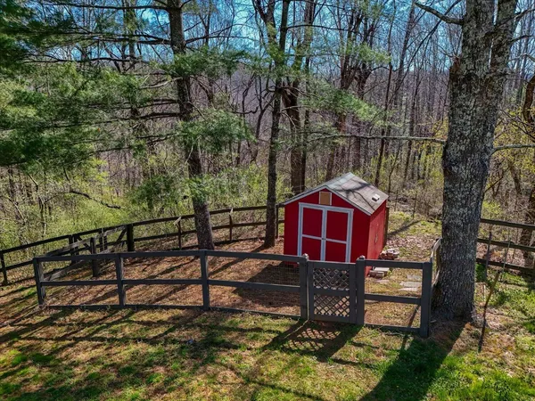 $825,000 | 5780 Lost Mountain Road, Roanoke, VA 24018