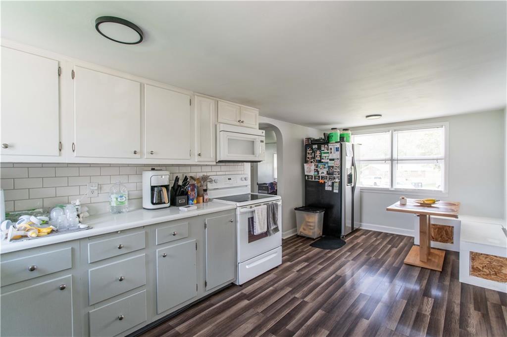 1238 Cascade Road Monaca, PA 15061 - Photo 4 of 25