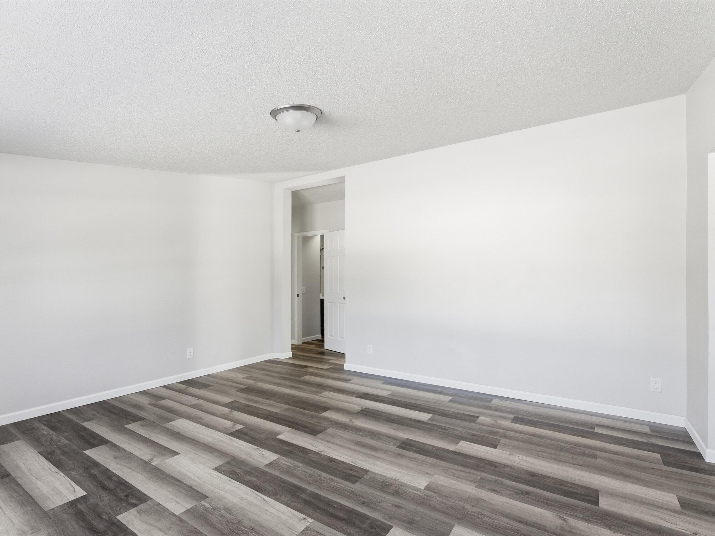 320 Lincoln Avenue Omro, WI 54963 - Photo 11 of 26 09-009_2800469_00022