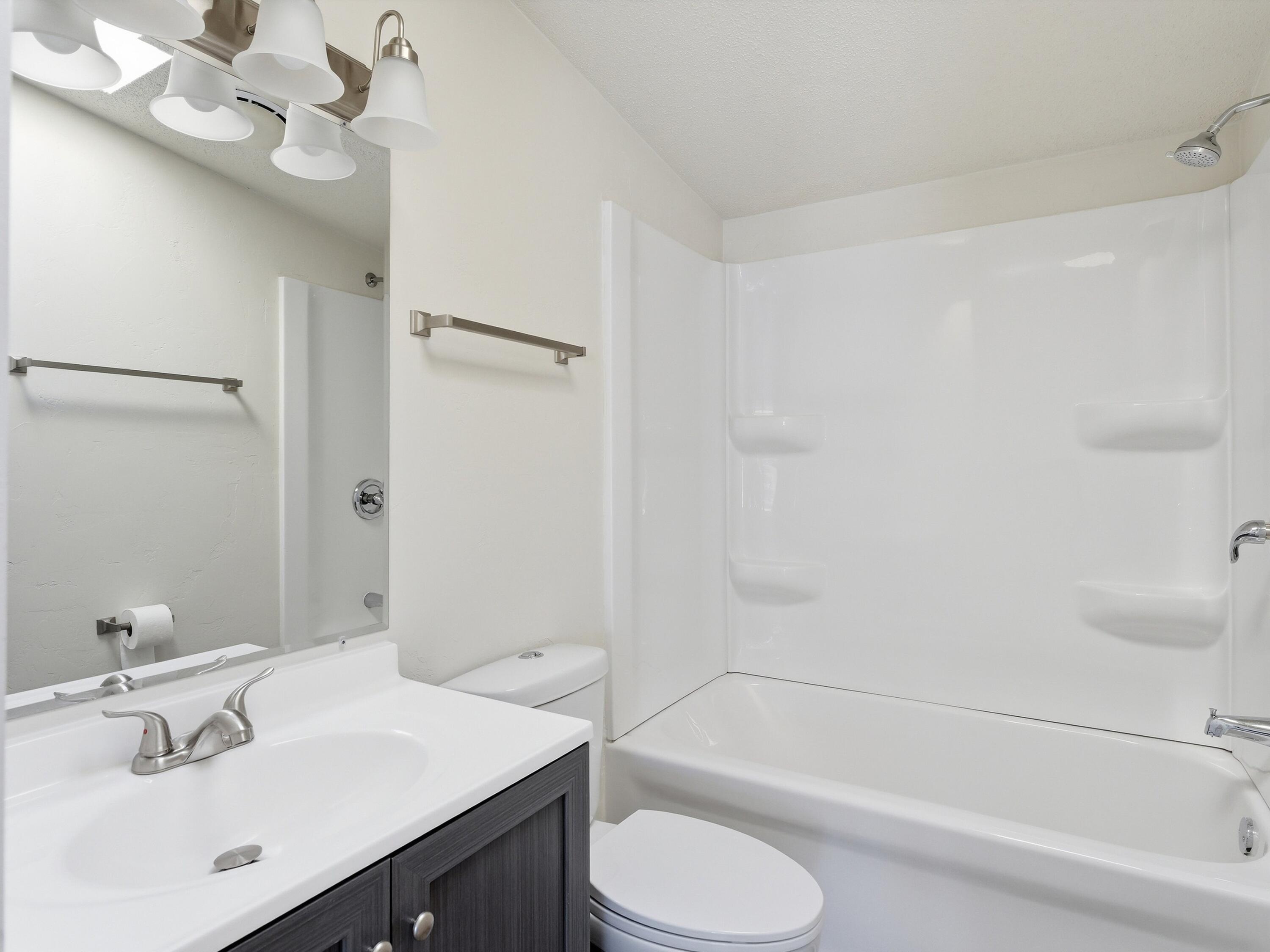 320 Lincoln Avenue Omro, WI 54963 - Photo 16 of 26 21-021_2800469_00058