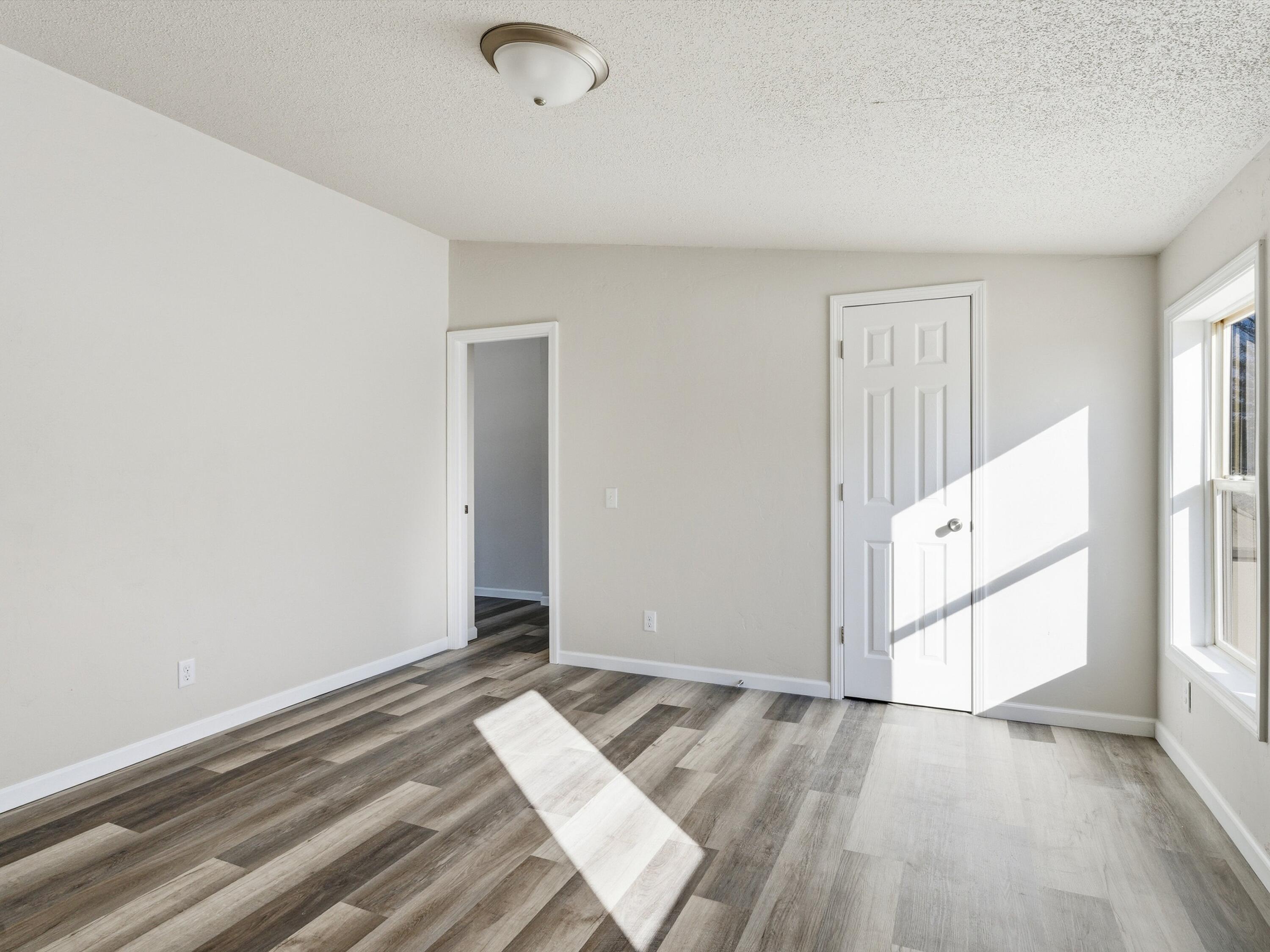 320 Lincoln Avenue Omro, WI 54963 - Photo 10 of 26 19-019_2800469_00052