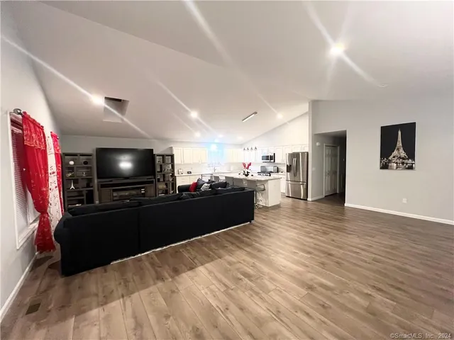 $6,000 | 168 Peabody Street, West Haven, CT 06516