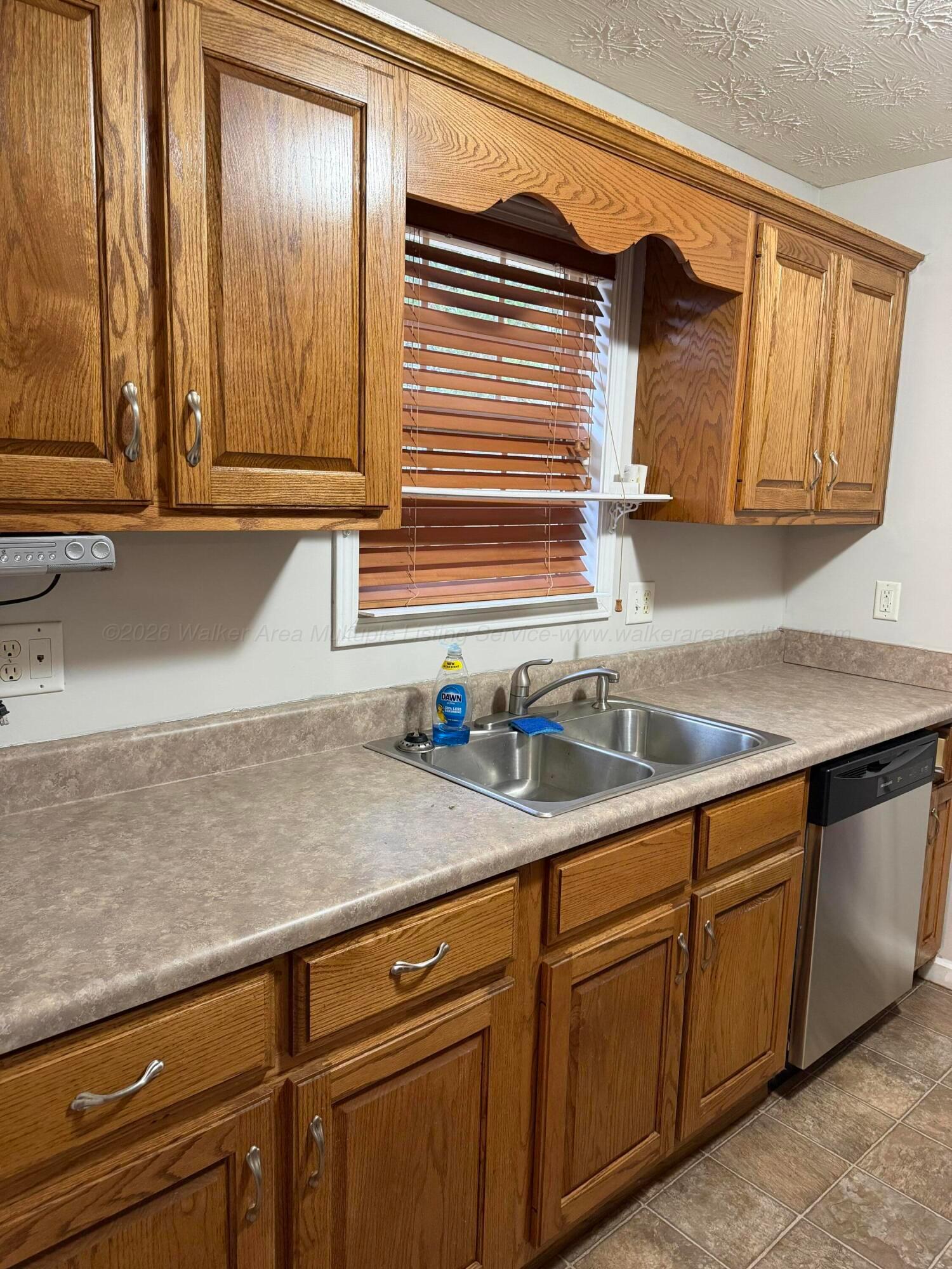 368 Country Club Road Jasper, AL 35503 - Photo 3 of 17 IMG_0115