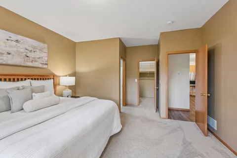 $324,900 | 464 Meadow Lane, Norwood Young America, MN 55397