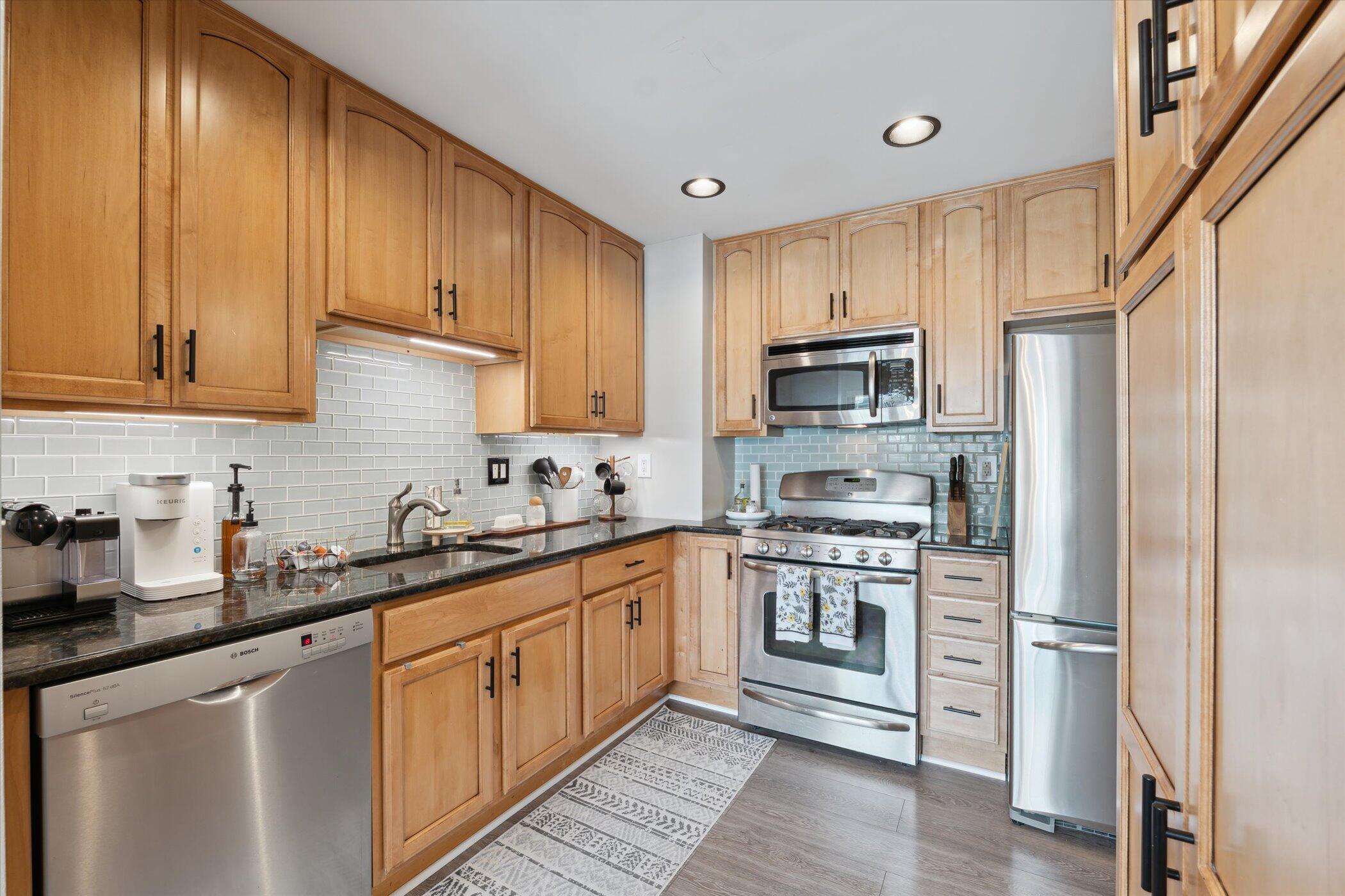 17040 Rudgate Street Southgate, MI 48195 - Photo 15 of 40 15-17040-Rudgate-St-Southgate-MI-48195-W