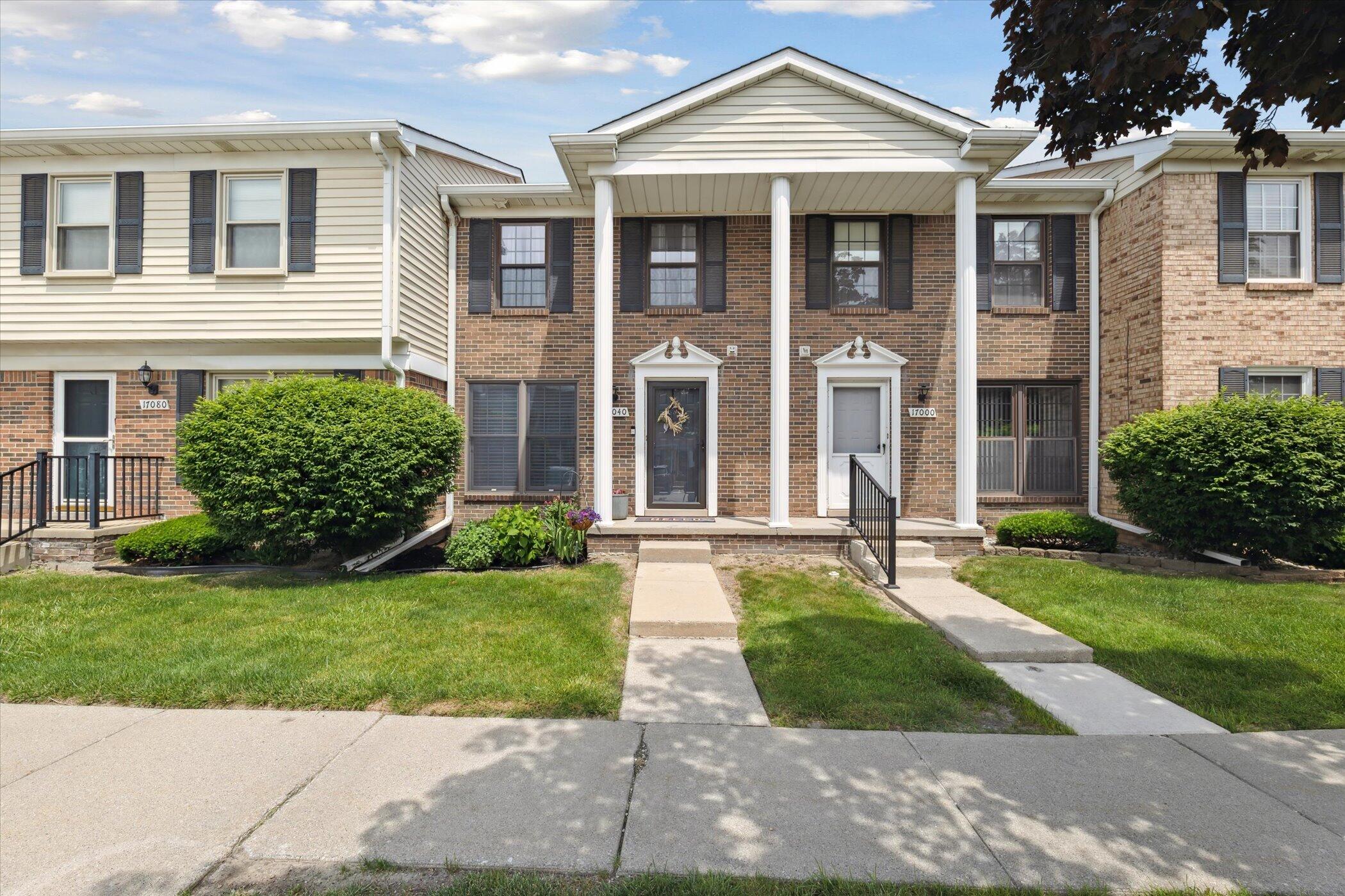 17040 Rudgate Street Southgate, MI 48195 - Photo 3 of 40 03-17040-Rudgate-St-Southgate-MI-48195-W