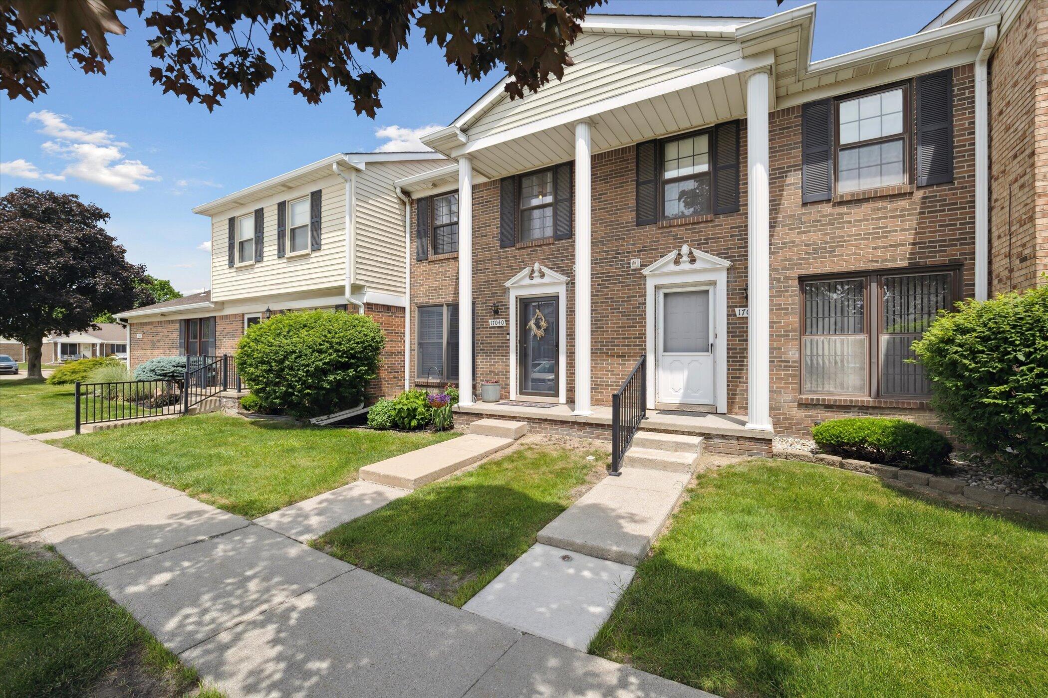 17040 Rudgate Street Southgate, MI 48195 - Photo 4 of 40 04-17040-Rudgate-St-Southgate-MI-48195-W