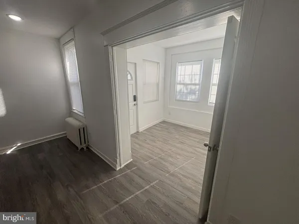 $1,915 | 5965 Springfield Avenue, Philadelphia, PA 19143