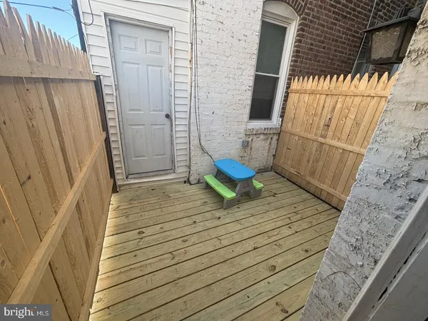 $1,915 | 5965 Springfield Avenue, Philadelphia, PA 19143