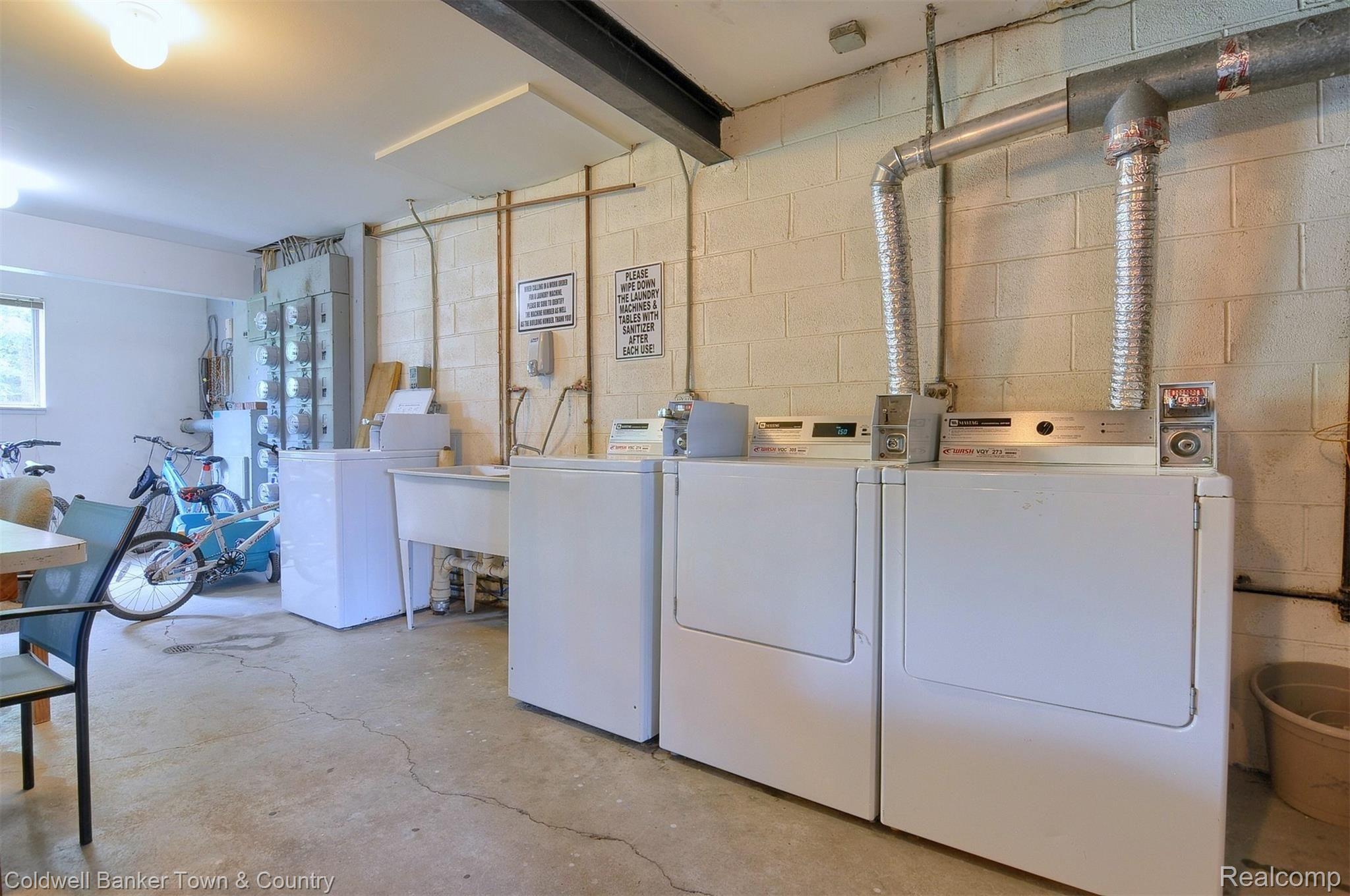 515 West Highland Road, Unit 3 Howell, MI 48843 - Photo 22 of 25 38 Community-Laundry.jpg