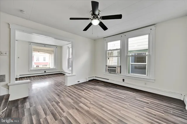 $205,000 | 305 South Fourth Street, Hamburg, PA 19526