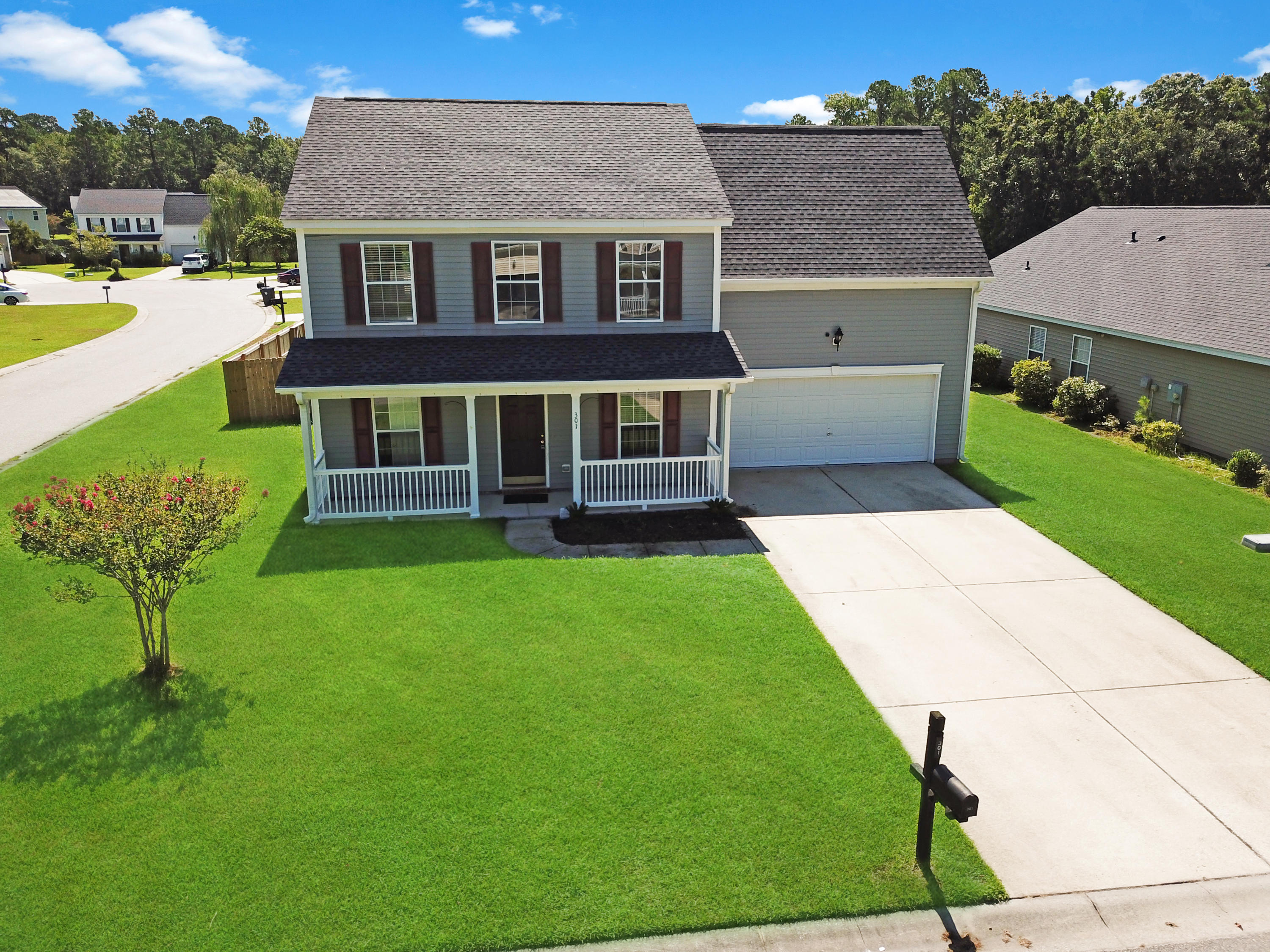 301 Eagle Ridge Road Summerville, SC 29485 - Photo 1 of 30 Welcome Home 301 Eagle Ridge Rd