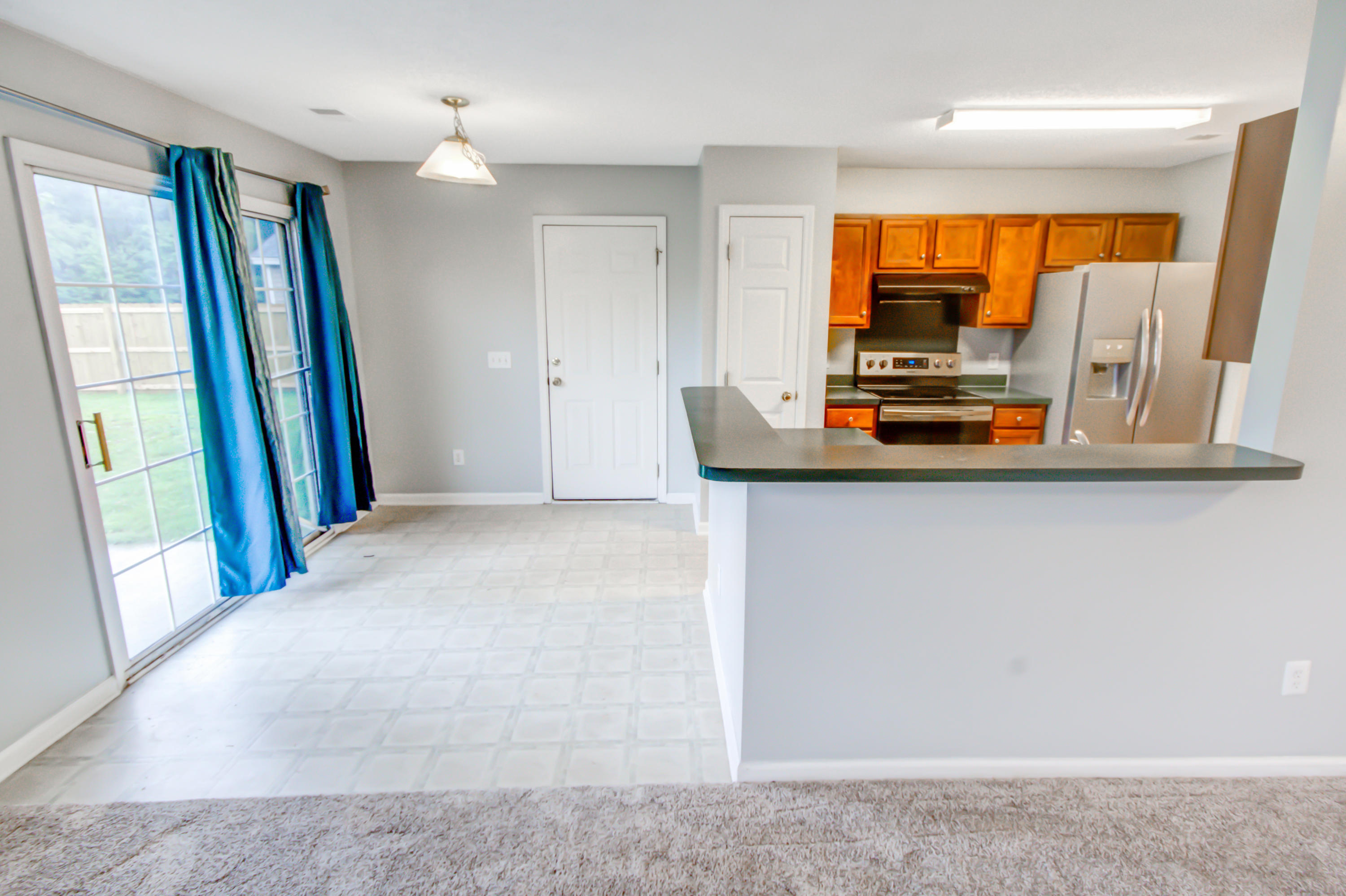 301 Eagle Ridge Road Summerville, SC 29485 - Photo 11 of 30 Breakfast Nook to Garage