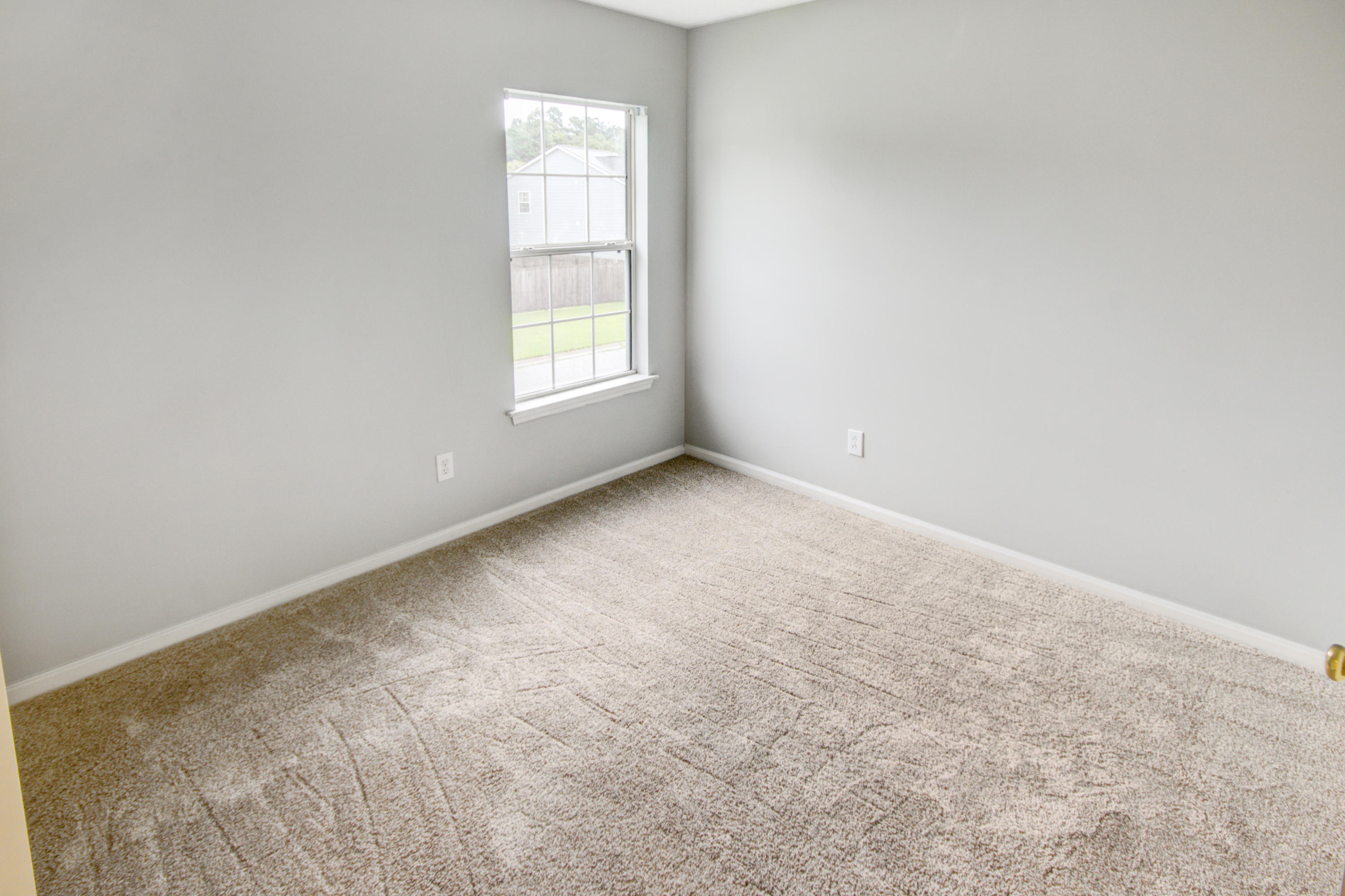 301 Eagle Ridge Road Summerville, SC 29485 - Photo 23 of 30 Bedroom 3