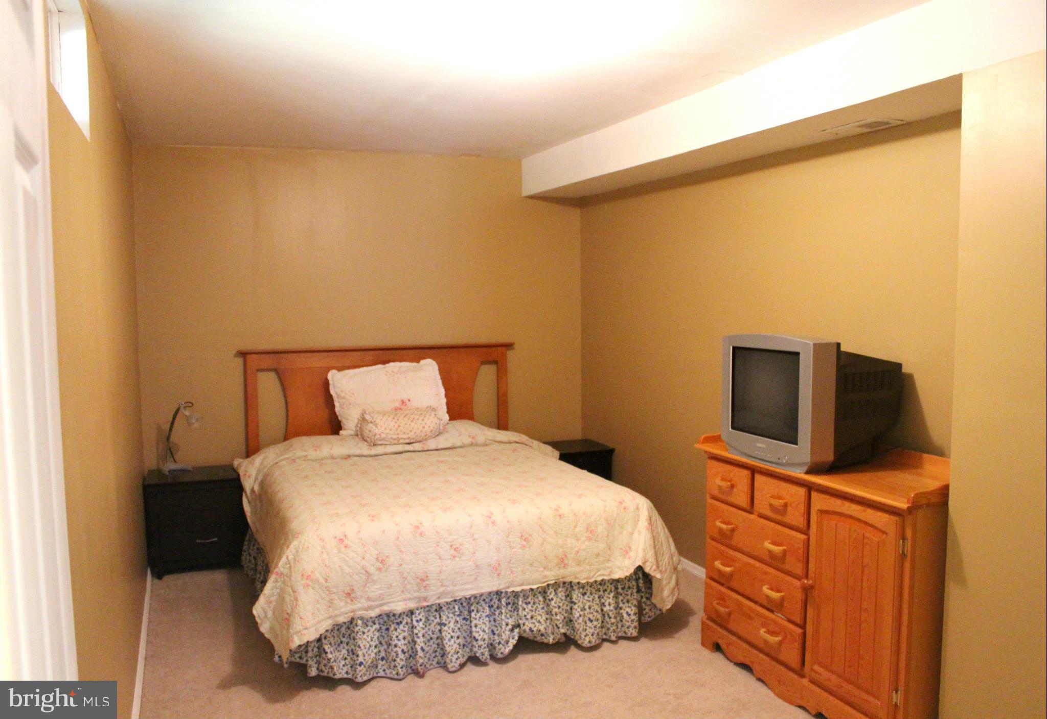 4620 Riddle Drive Baltimore, MD 21236 - Photo 22 of 26 Bedroom #4